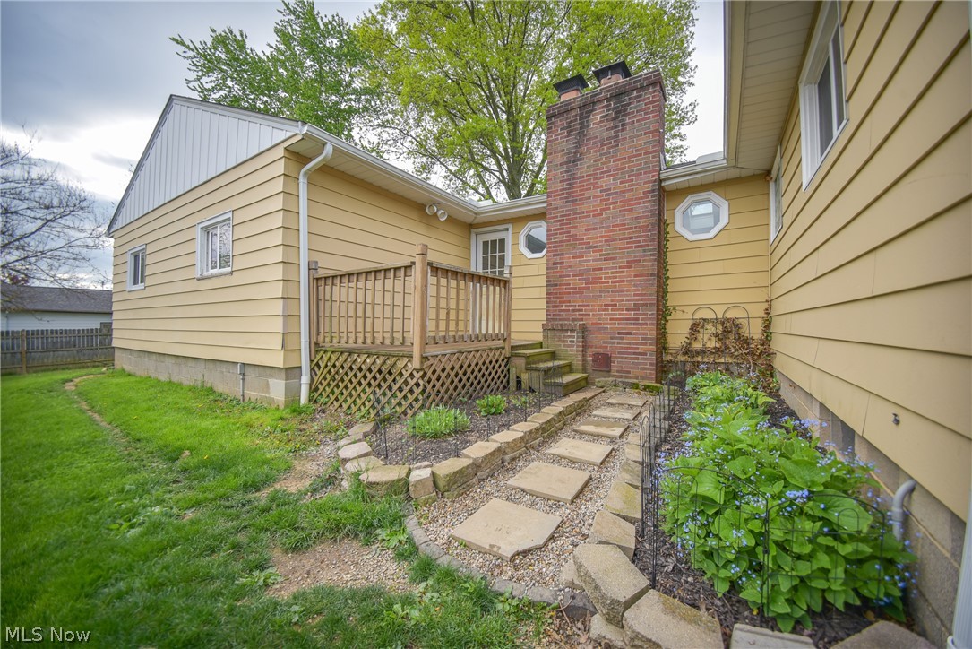 526 N Harmony Street Medina OH 44256