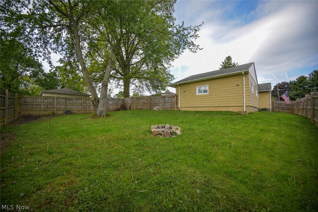 526 N Harmony Street Medina OH 44256