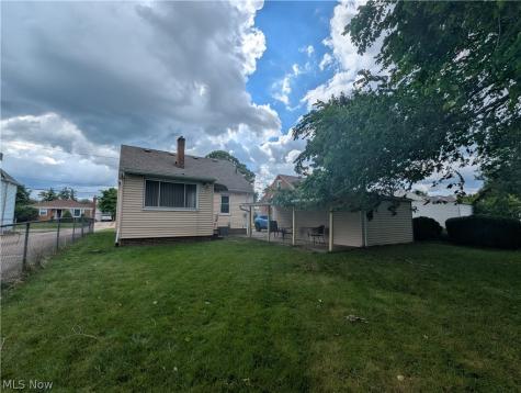1722 Temple Avenue Mayfield Heights OH 44124