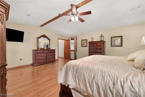 28206 N Park Drive North Olmsted OH 44070