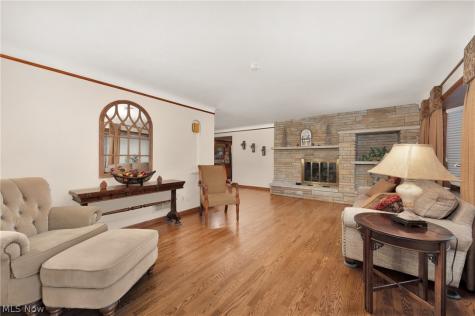 28206 N Park Drive North Olmsted OH 44070