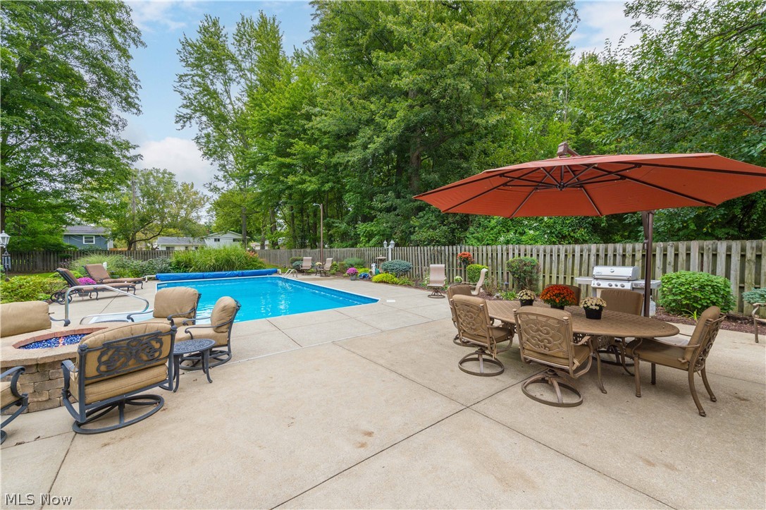 28206 N Park Drive North Olmsted OH 44070