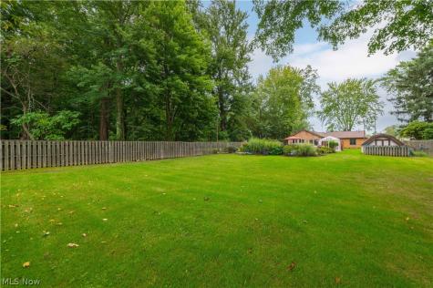 28206 N Park Drive North Olmsted OH 44070