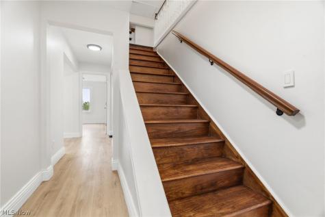 6097 Reno Drive Louisville OH 44641
