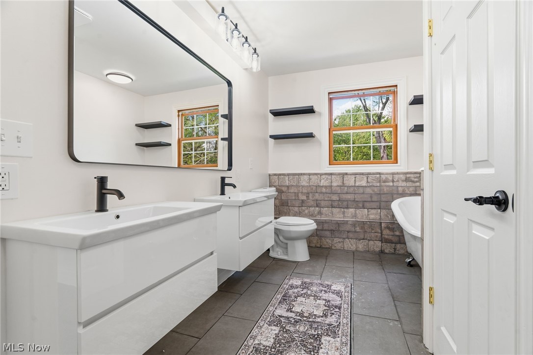 6097 Reno Drive Louisville OH 44641