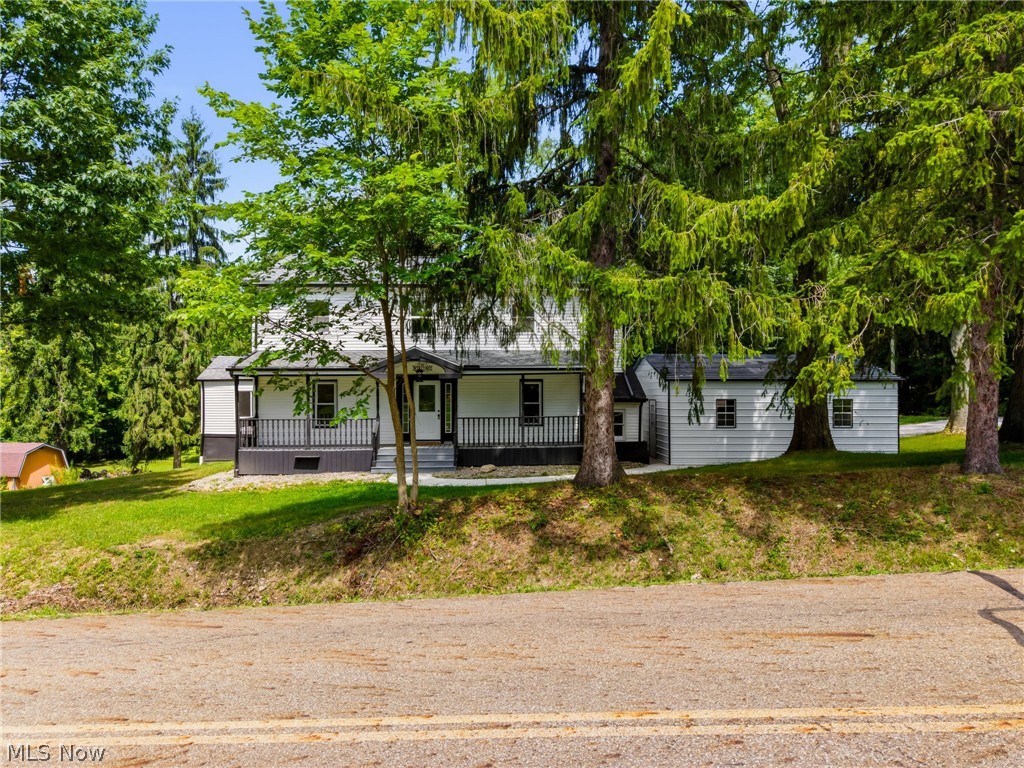 6097 Reno Drive Louisville OH 44641