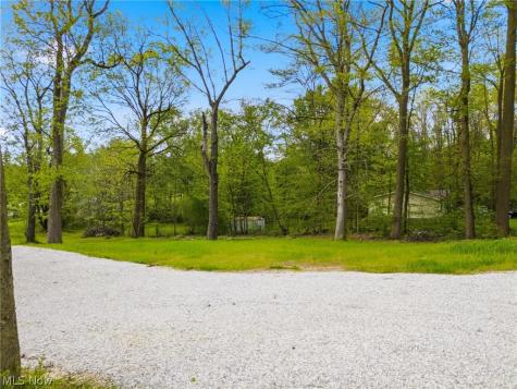 6097 Reno Drive Louisville OH 44641