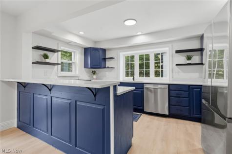 6097 Reno Drive Louisville OH 44641