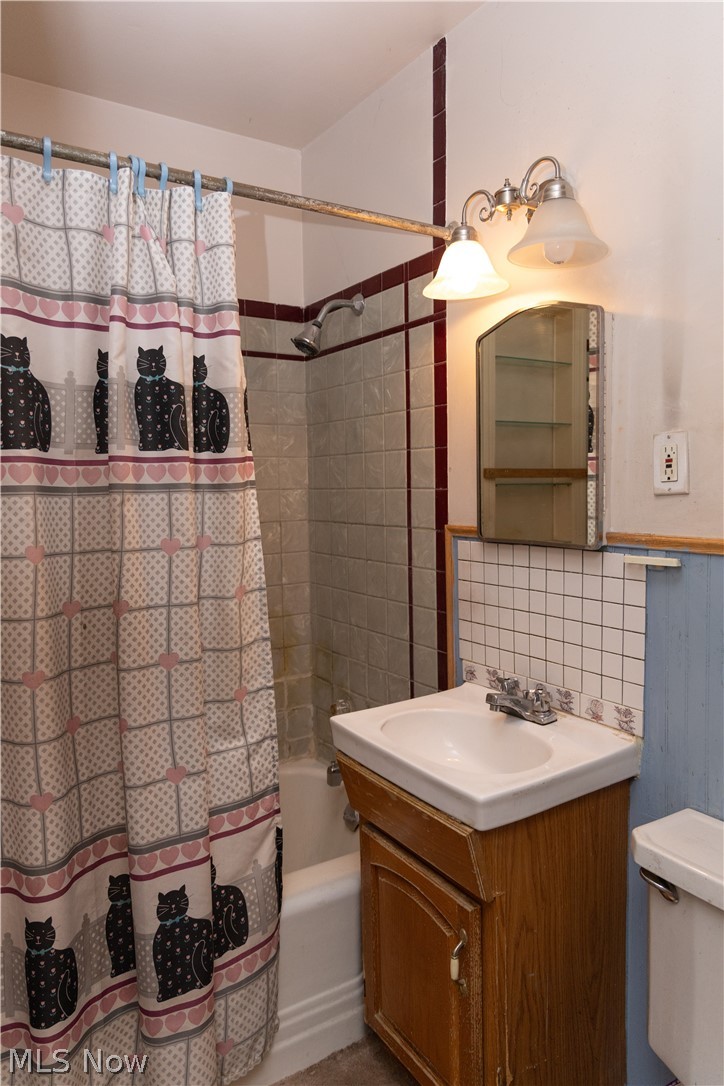 802 Norman Avenue Ashtabula OH 44004