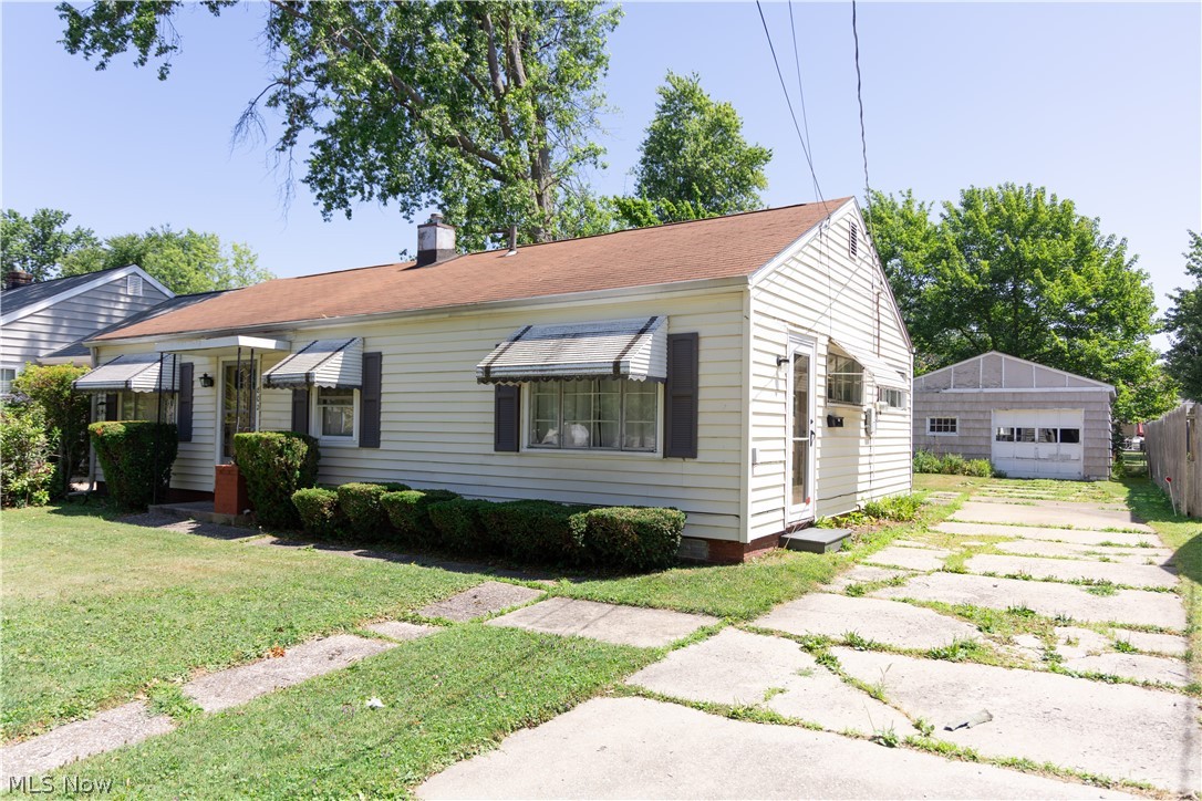802 Norman Avenue Ashtabula OH 44004