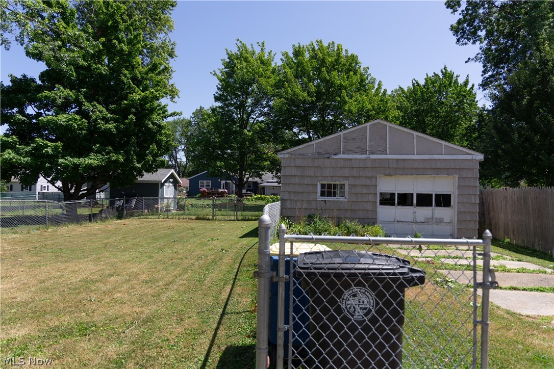 802 Norman Avenue Ashtabula OH 44004