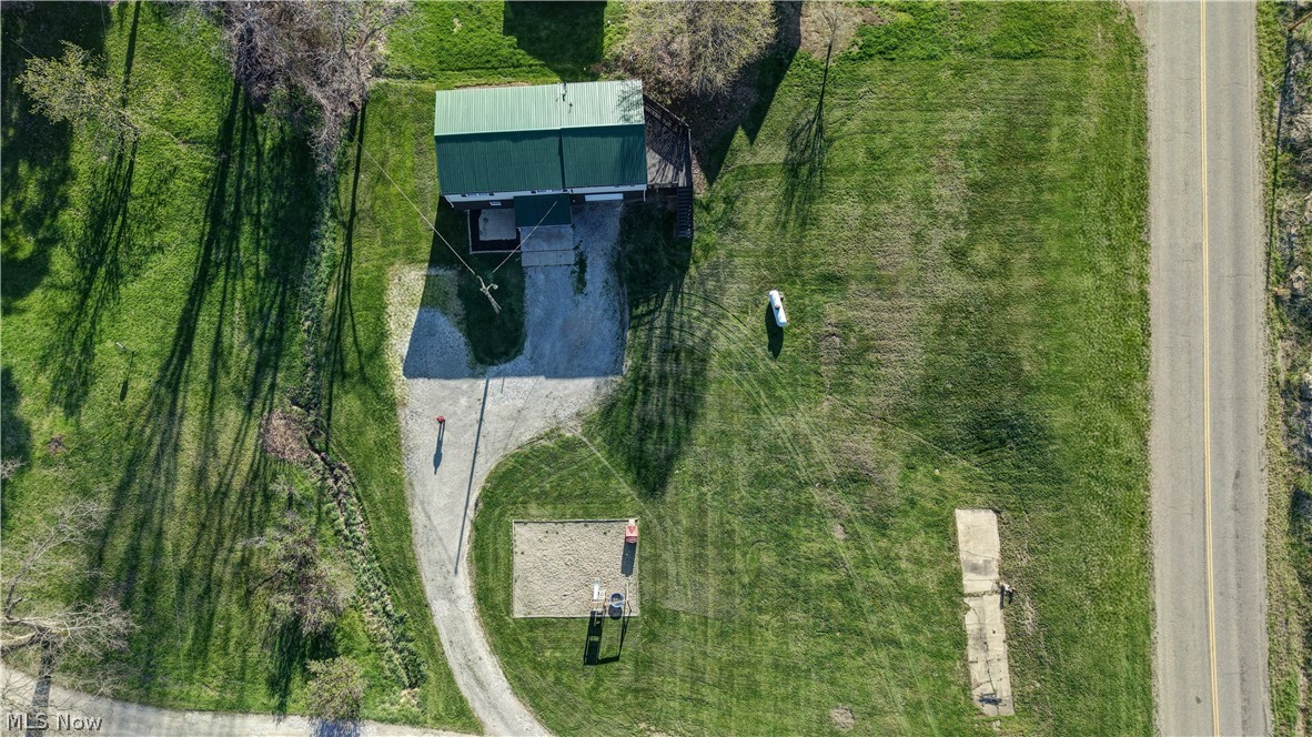 4747 Indian Hill Road SE Uhrichsville OH 44683