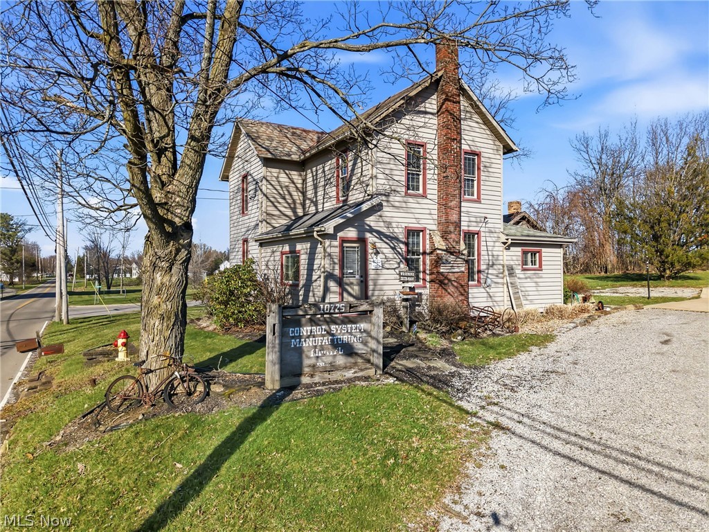 10725 Struthers Road New Middletown OH 44442