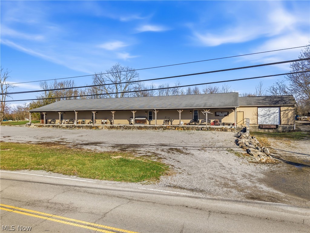 10725 Struthers Road New Middletown OH 44442
