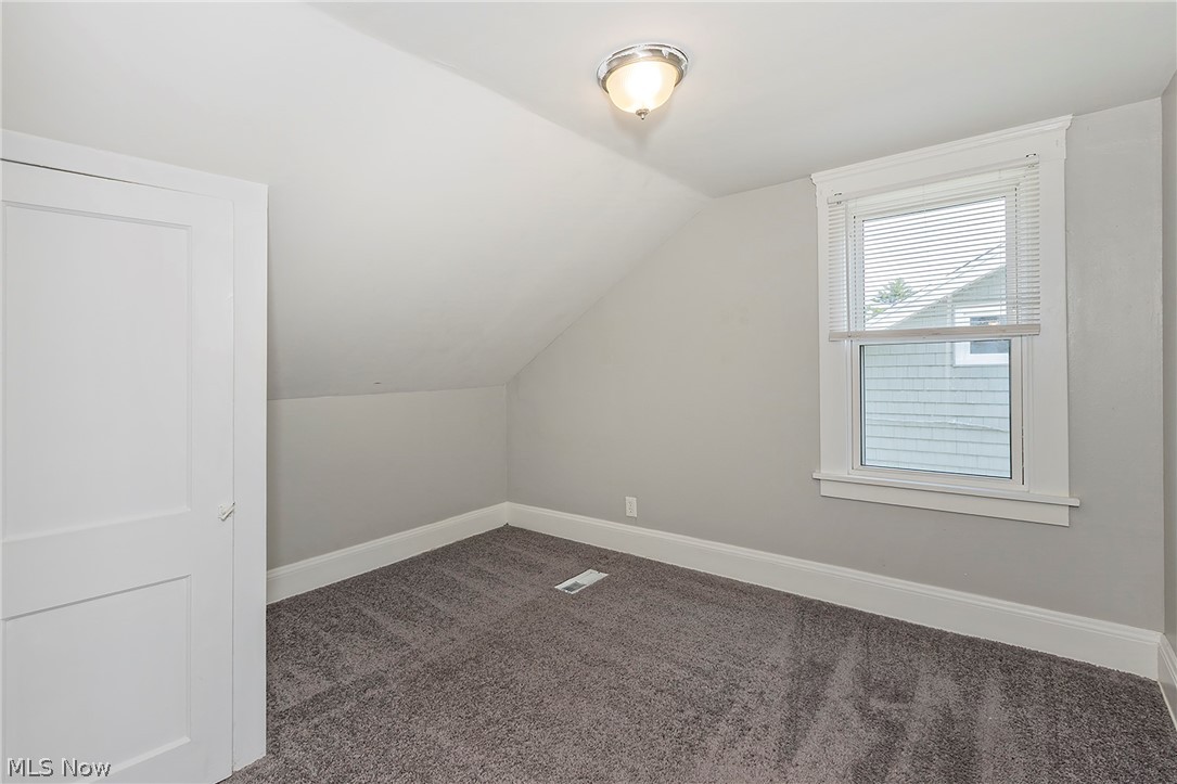 1516 Holmden Road South Euclid OH 44121
