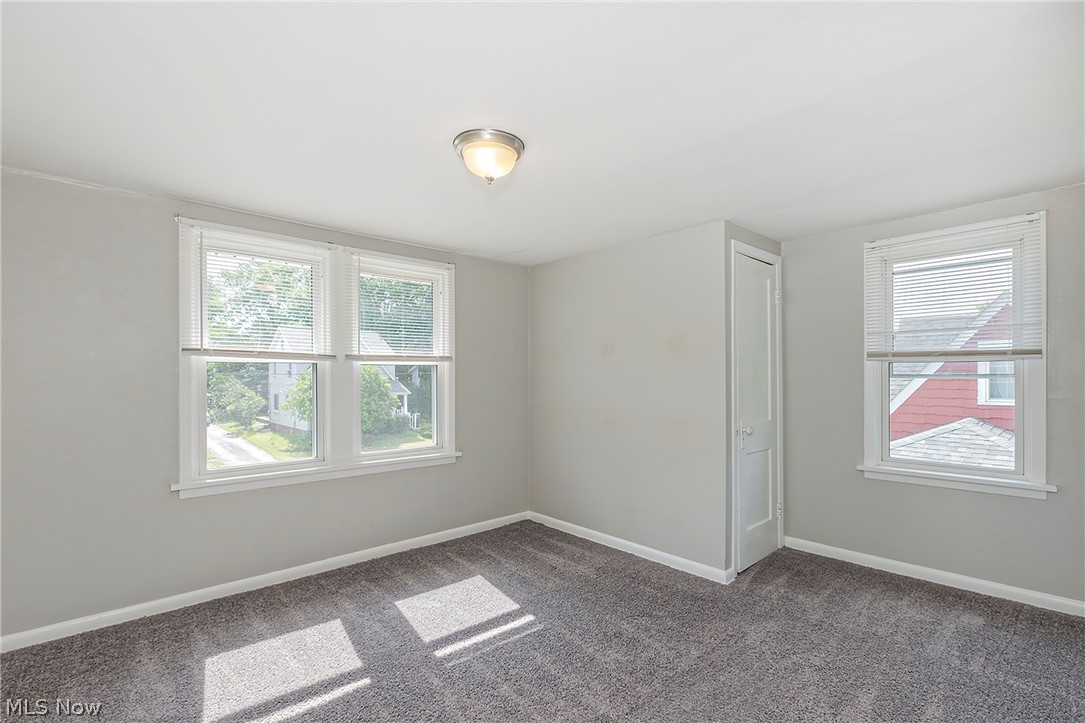 1516 Holmden Road South Euclid OH 44121