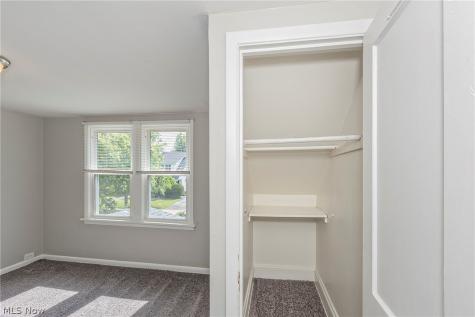 1516 Holmden Road South Euclid OH 44121