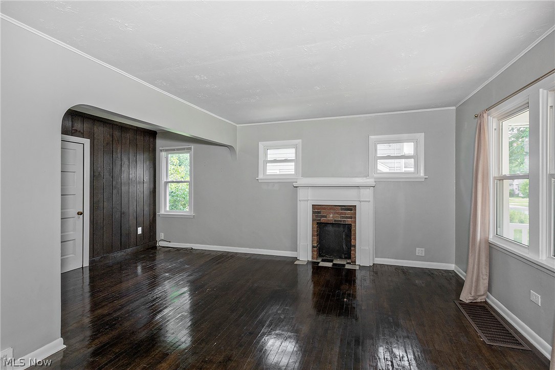 1516 Holmden Road South Euclid OH 44121