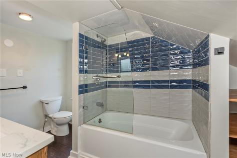 1516 Holmden Road South Euclid OH 44121