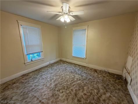 819 Lincoln Way NW Massillon OH 44647
