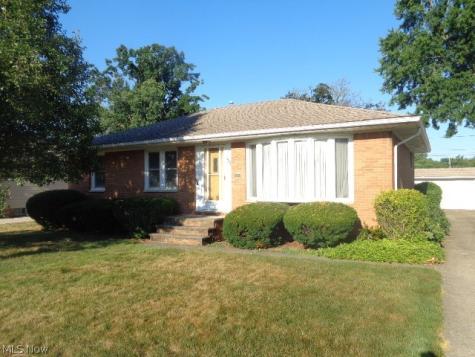 7308 Mayberry Drive Parma OH 44130
