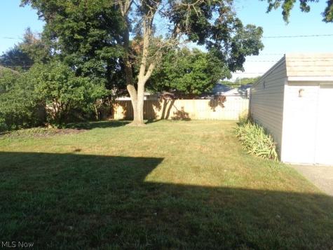 7308 Mayberry Drive Parma OH 44130