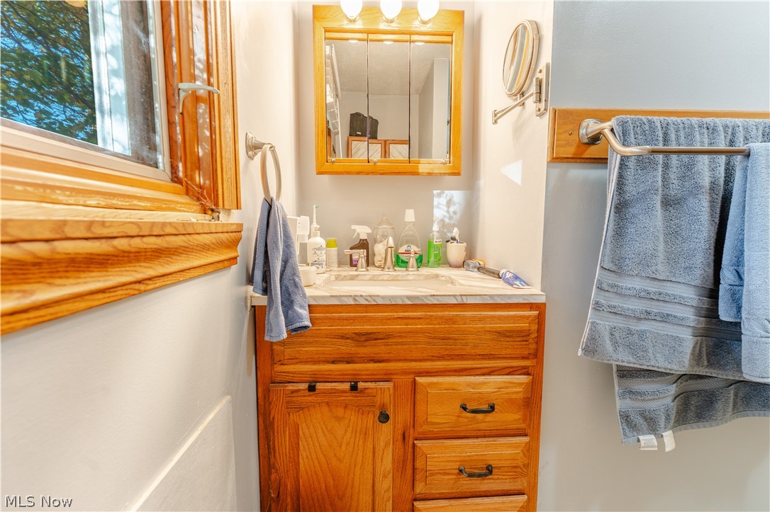 3317 Fox Lake Road Wooster OH 44691