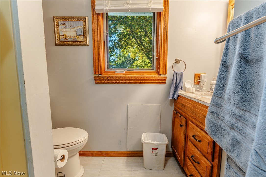 3317 Fox Lake Road Wooster OH 44691