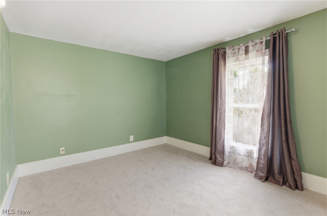 225 Woodward Street Bellevue OH 44811
