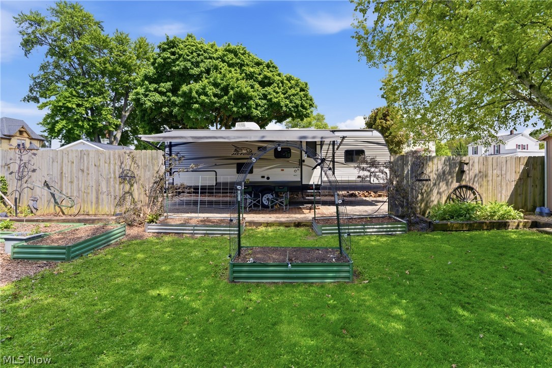 225 Woodward Street Bellevue OH 44811