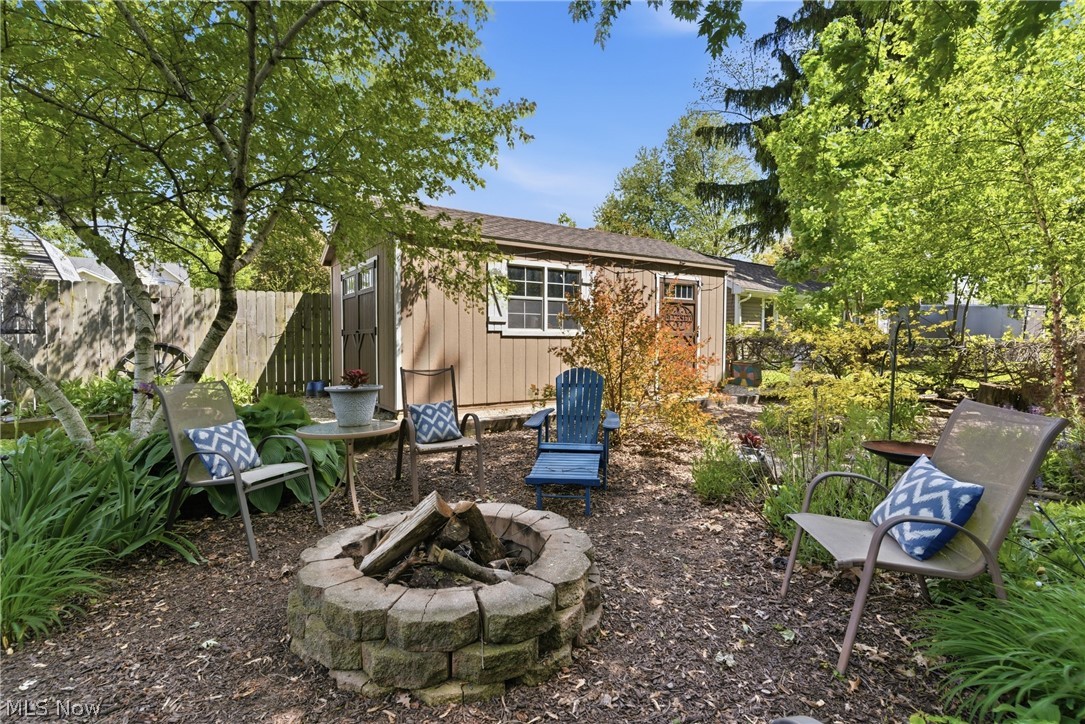 225 Woodward Street Bellevue OH 44811