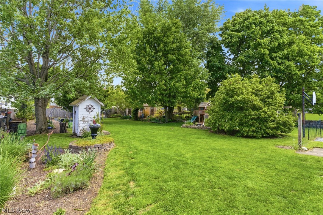 225 Woodward Street Bellevue OH 44811