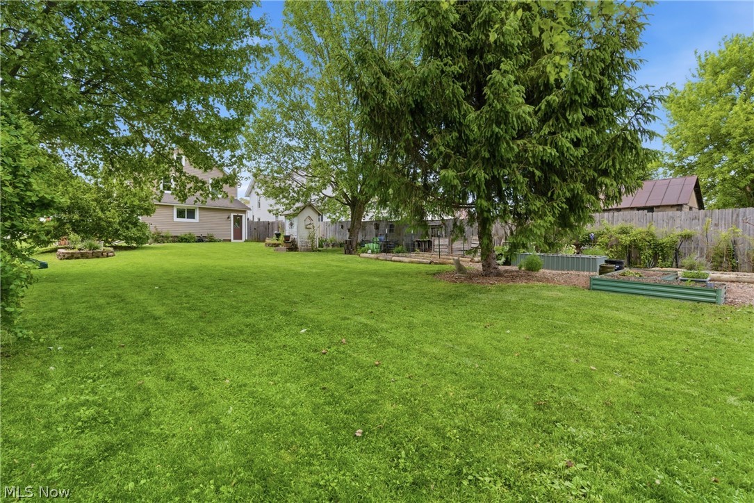 225 Woodward Street Bellevue OH 44811