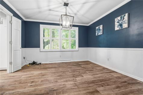 2211 Hunting Valley Street NW North Canton OH 44720