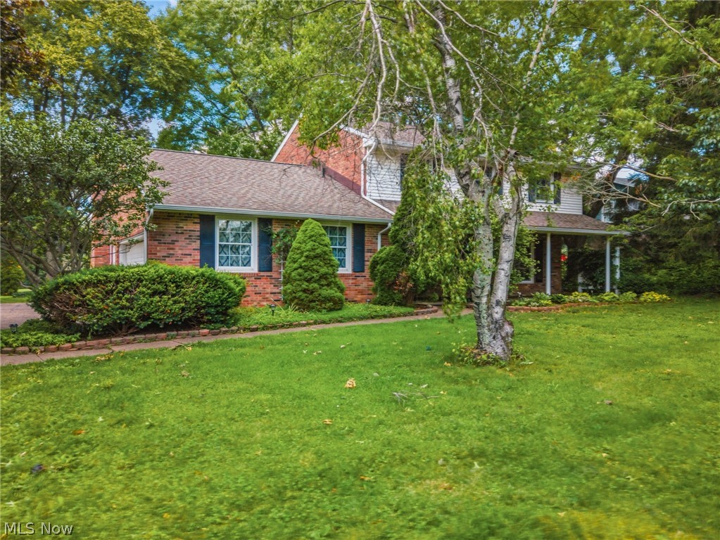 2211 Hunting Valley Street NW North Canton OH 44720
