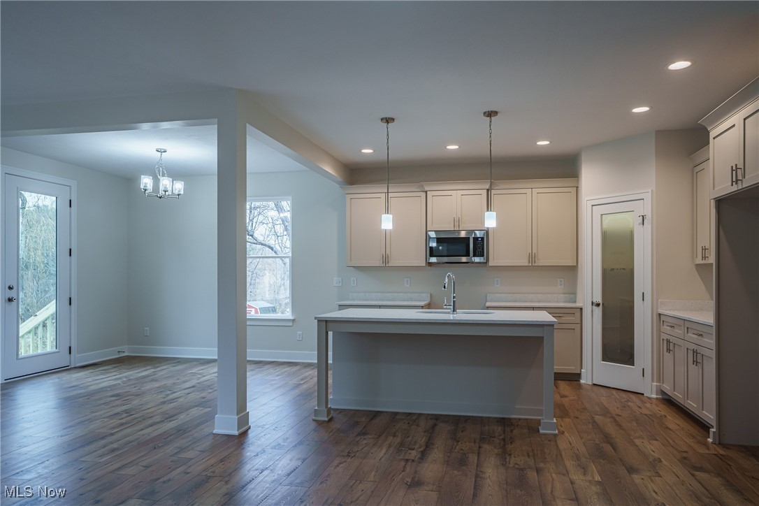 2938 S Hametown Road Norton OH 44203