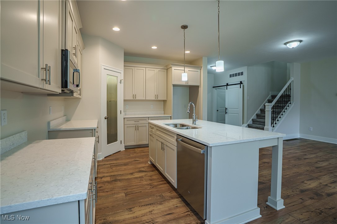 2938 S Hametown Road Norton OH 44203