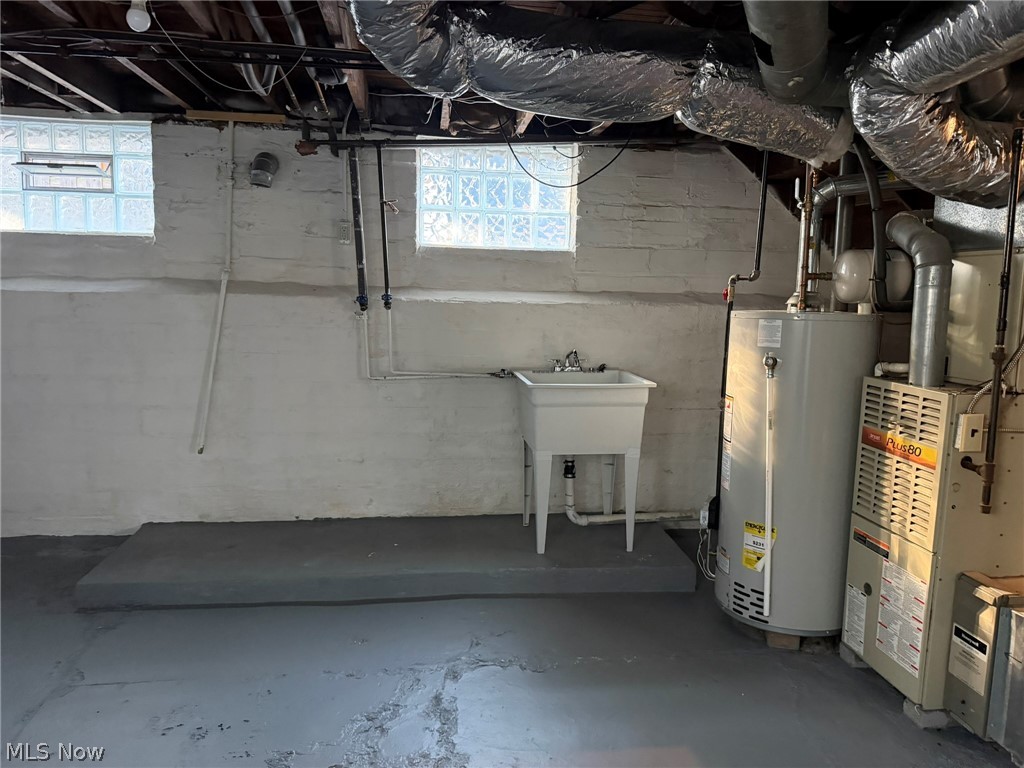 2301 North Avenue Parma OH 44134