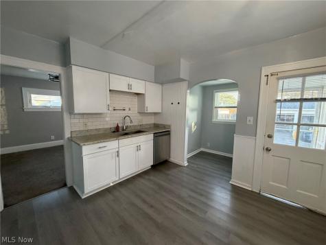 2301 North Avenue Parma OH 44134