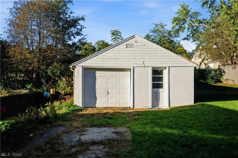 771 Indian Trail Akron OH 44314