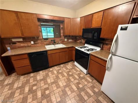 980 Killinger Road Clinton OH 44216