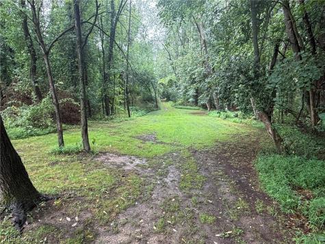 980 Killinger Road Clinton OH 44216