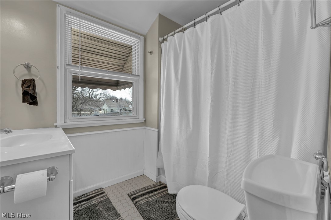 4911 Tuxedo Avenue Parma OH 44134