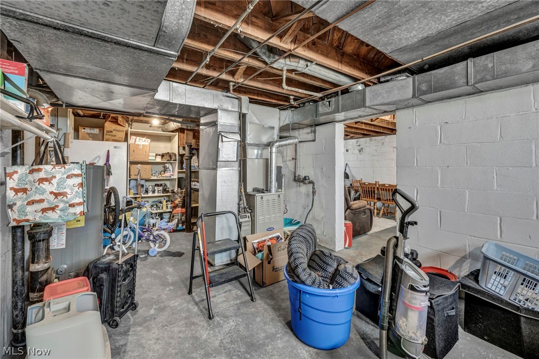 4911 Tuxedo Avenue Parma OH 44134