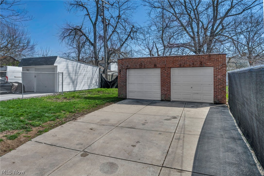4911 Tuxedo Avenue Parma OH 44134
