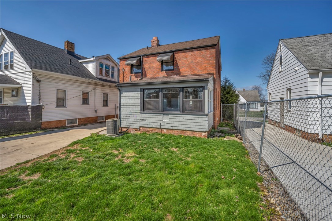 4911 Tuxedo Avenue Parma OH 44134