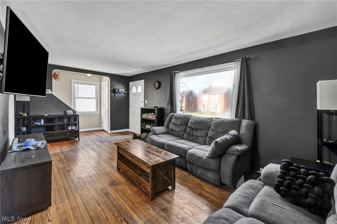 4911 Tuxedo Avenue Parma OH 44134