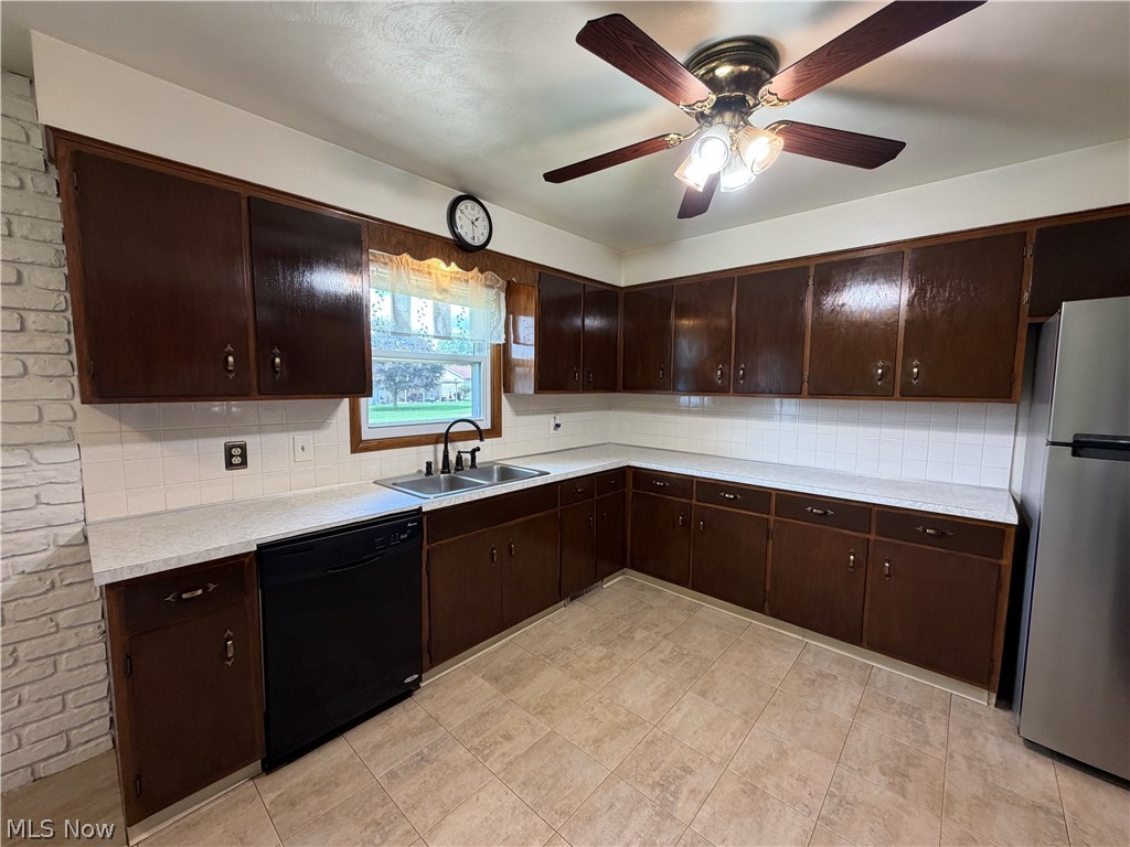 184 Circle View Drive New Middletown OH 44442
