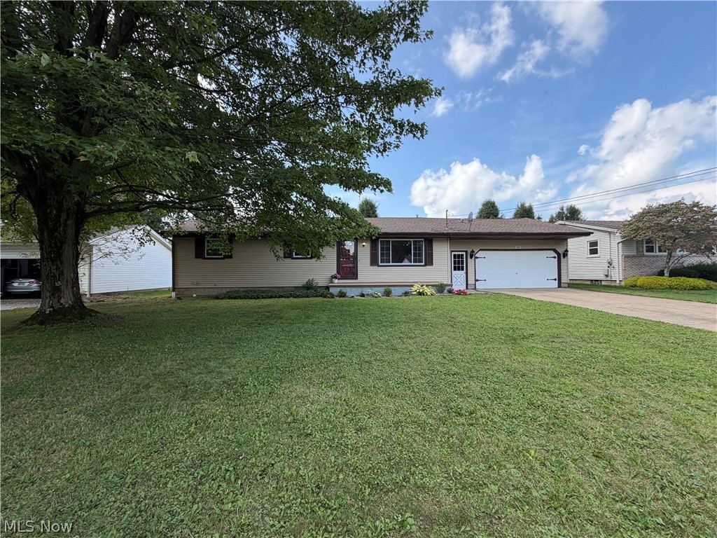 184 Circle View Drive New Middletown OH 44442