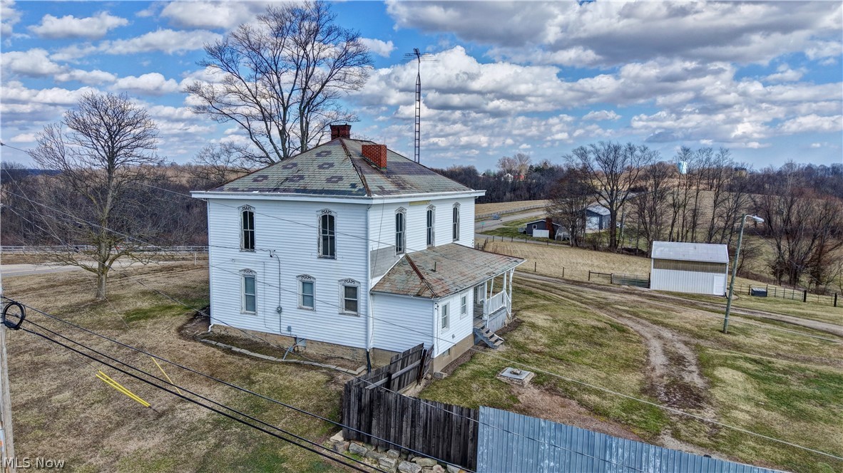 6040 Pinecrest Drive Zanesville OH 43701